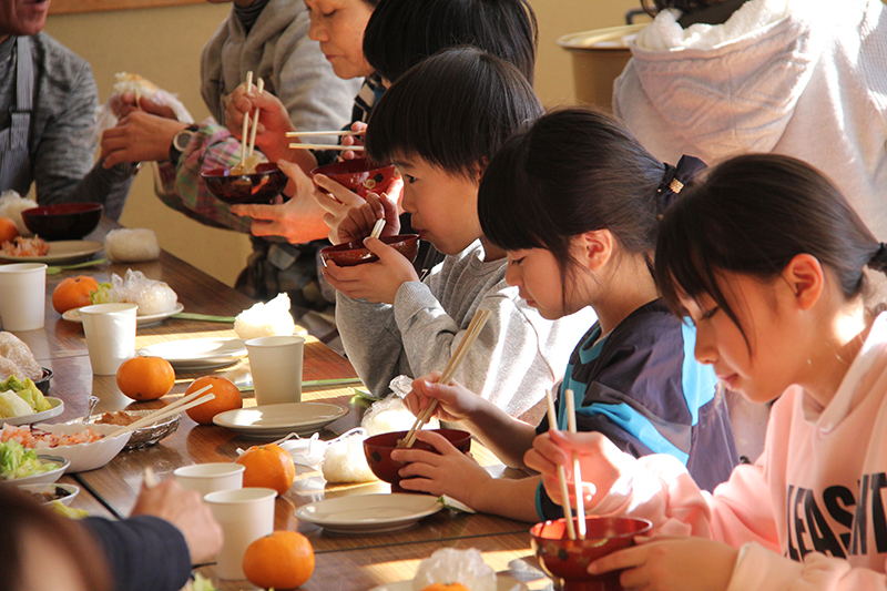 鹿嶋の伝統的なお正月の味を体験