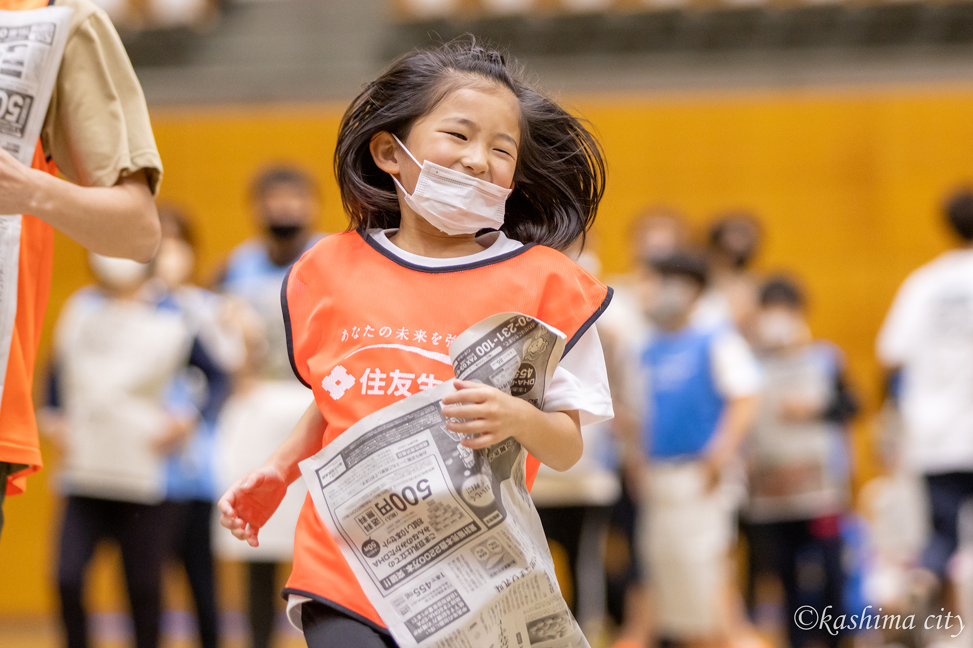 新聞紙リレー　女の子