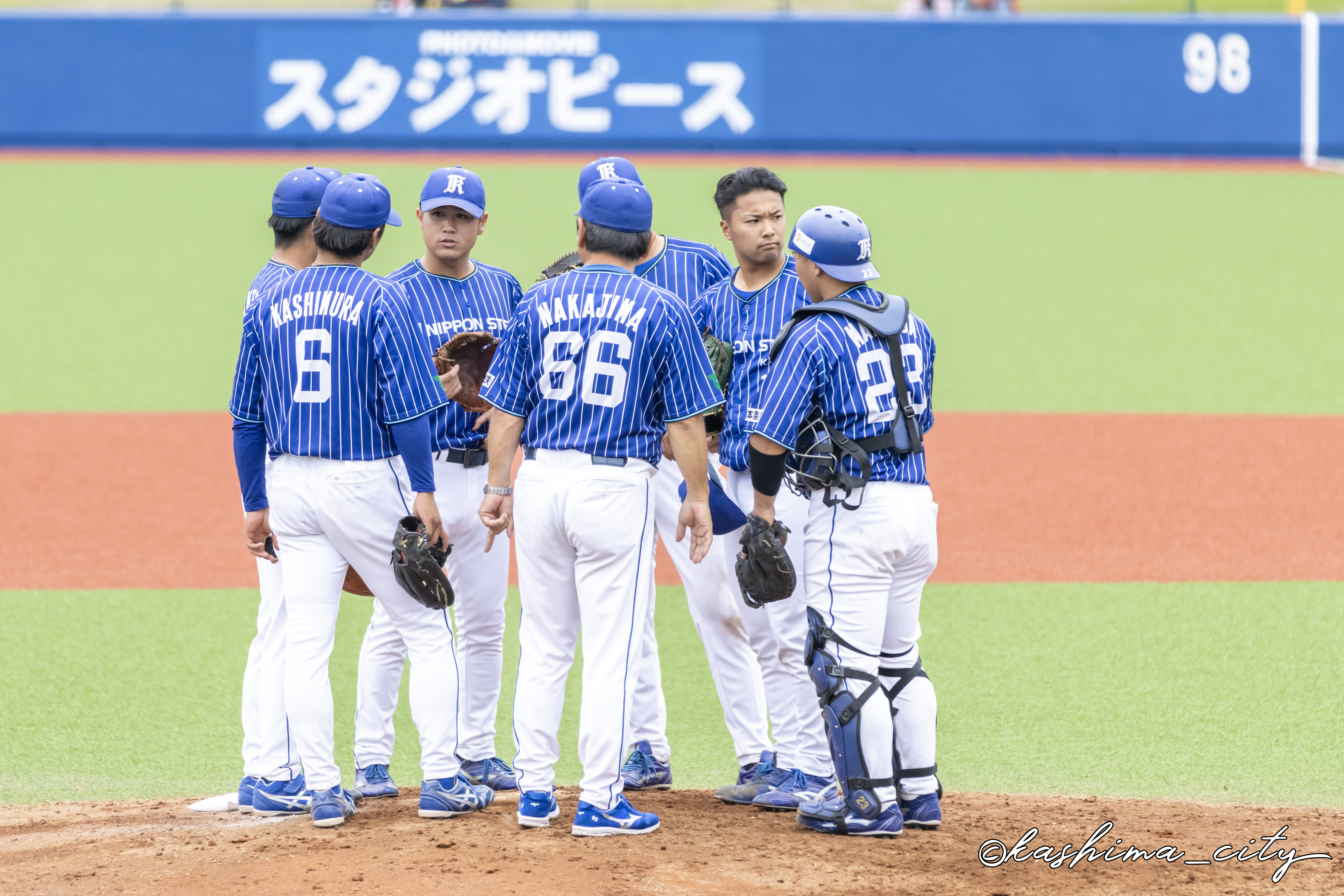 マウンドに集合