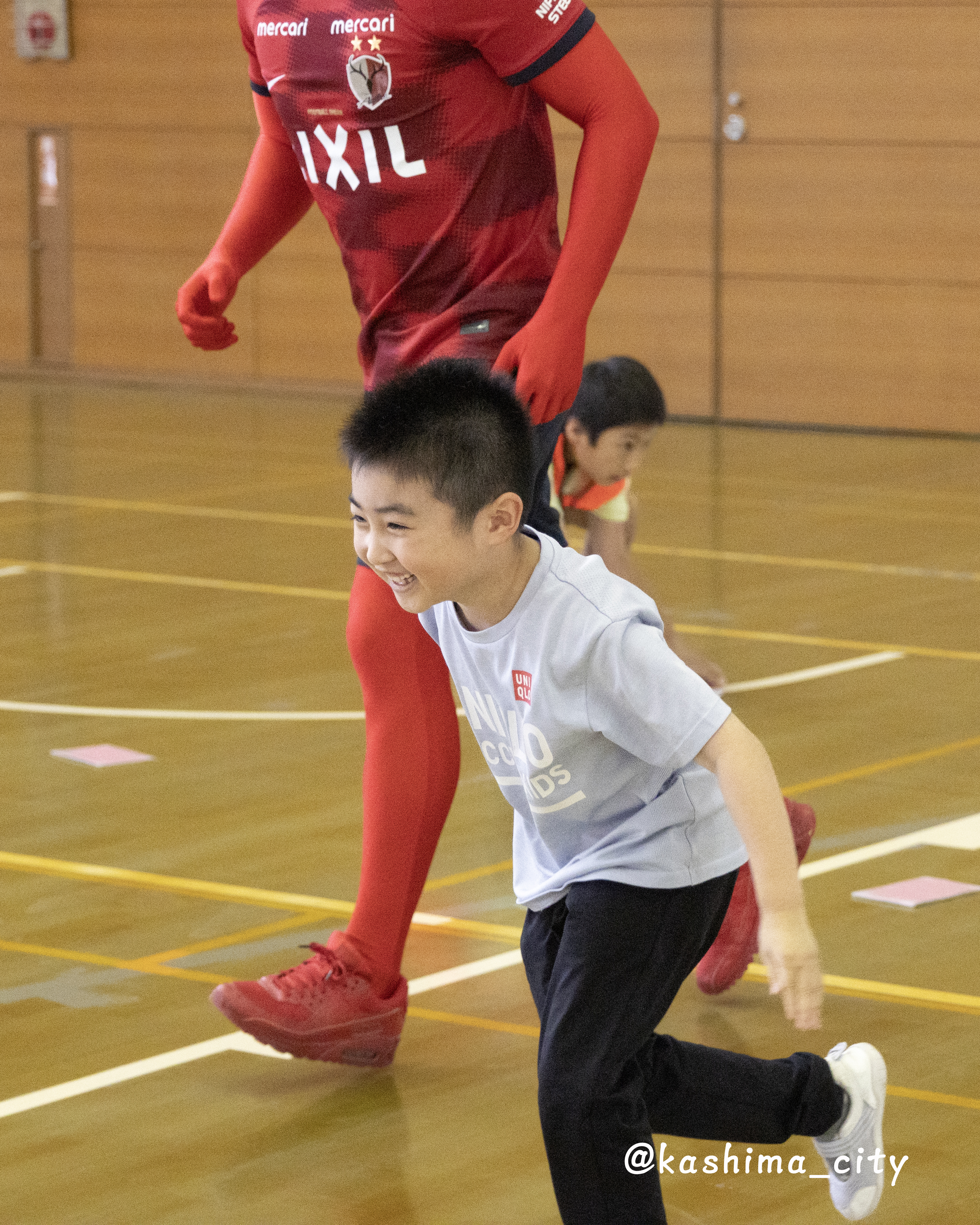 タイツマンとカードめくり対決