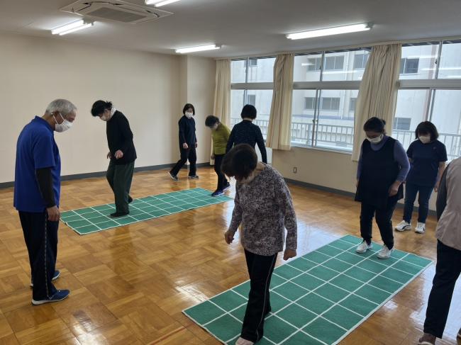スクエアステップ