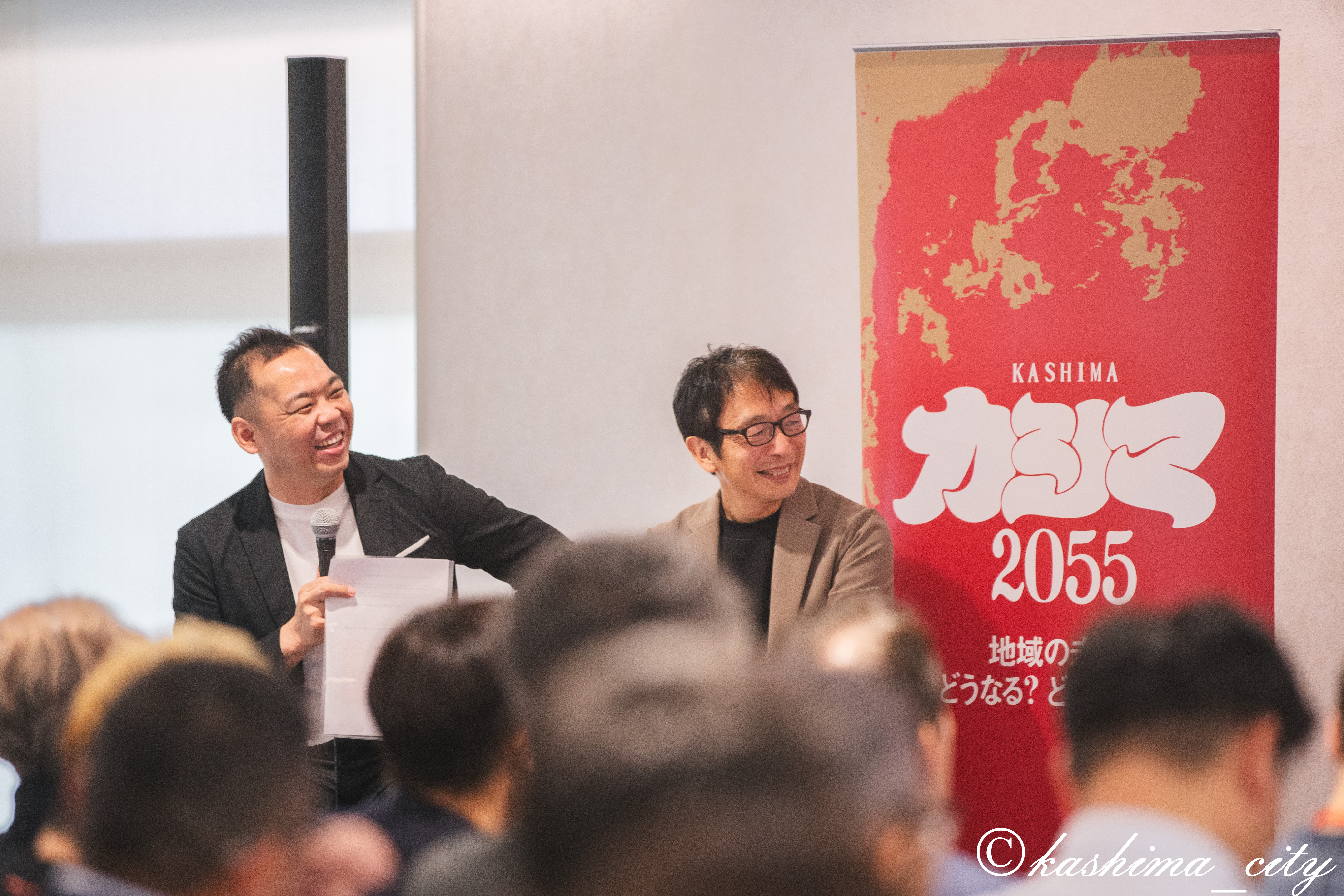 鹿島港の未来について語り合う鹿島アントラーズ社長小泉氏とオクトパスエナジーCEO中村氏