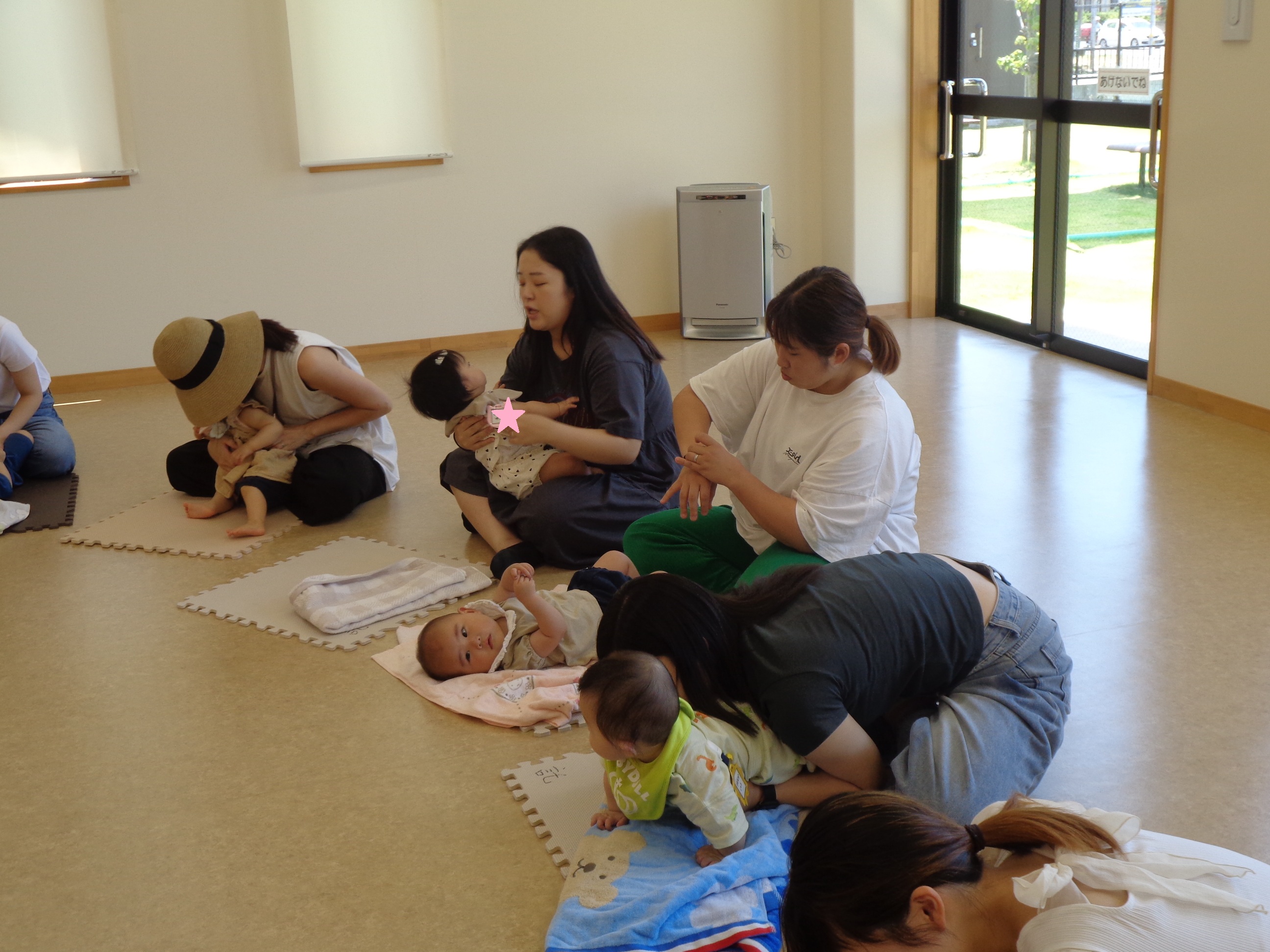 0歳児さん集まれ