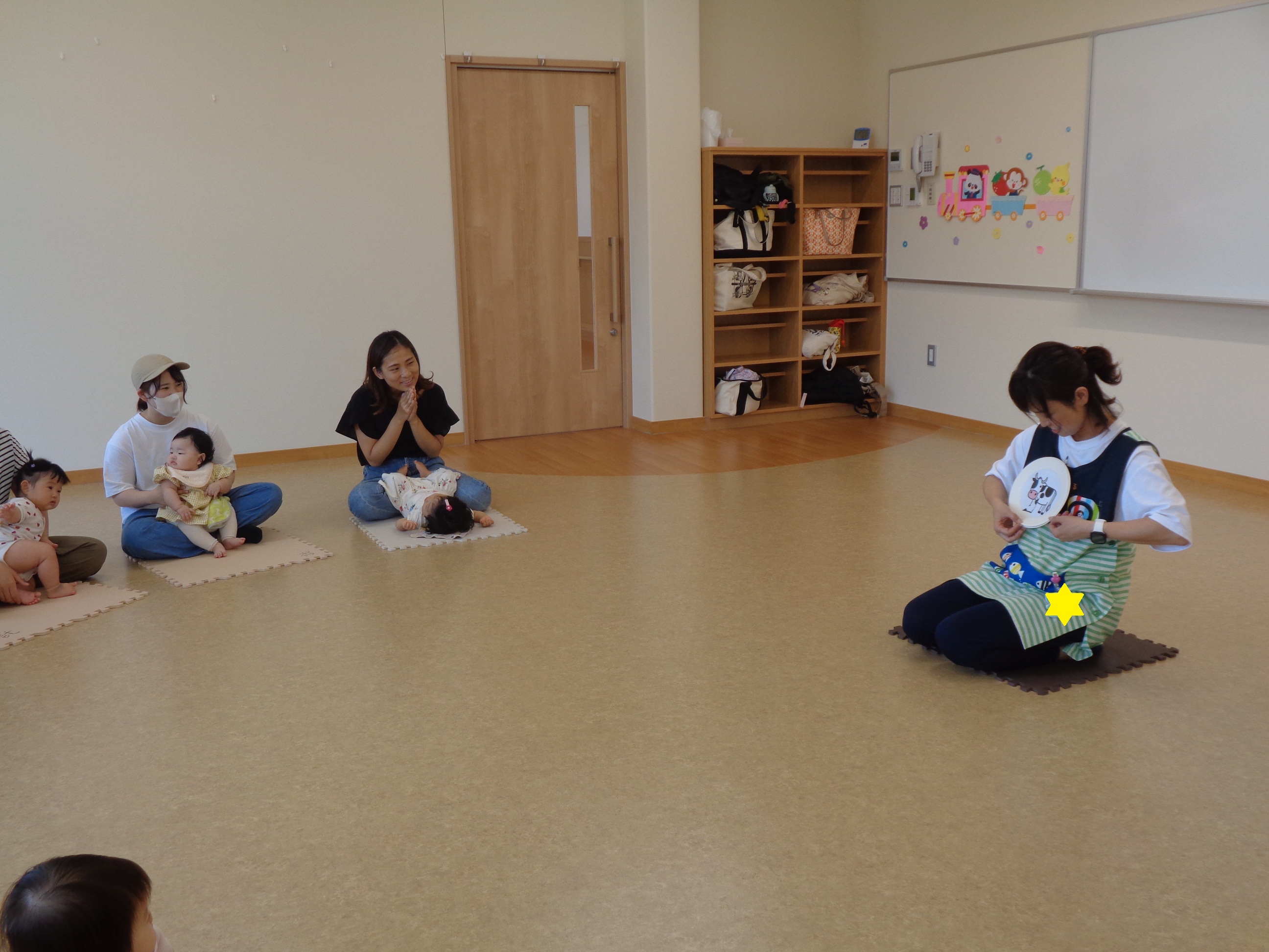0歳児さん集まれ