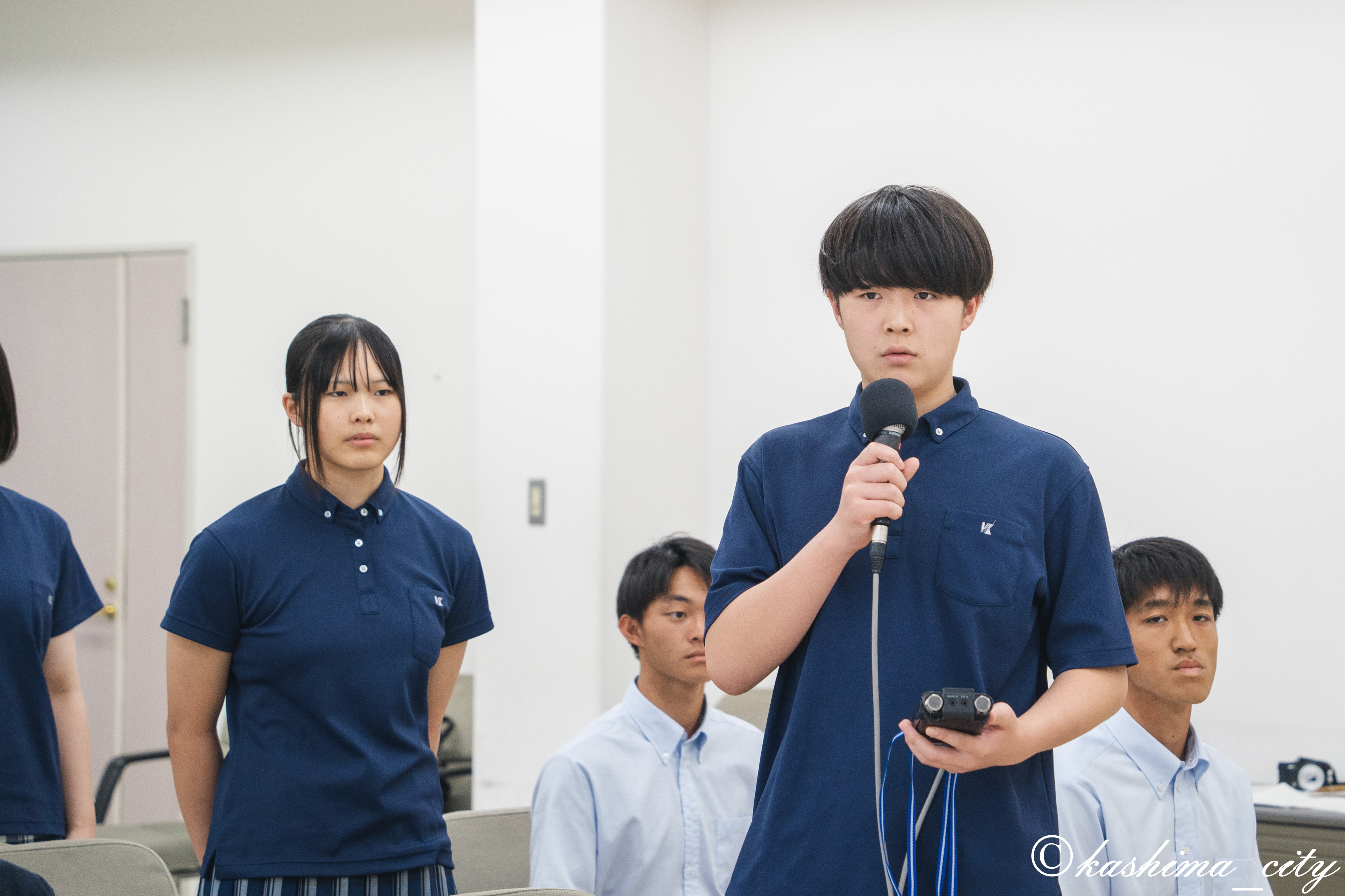 意気込みを語るレスリング部の選手