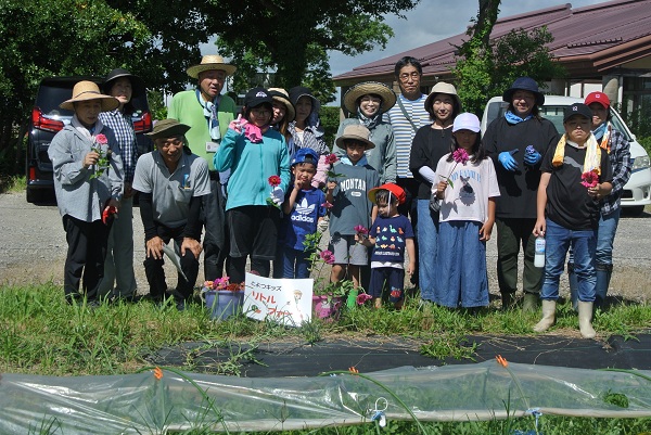 参加者の集合写真