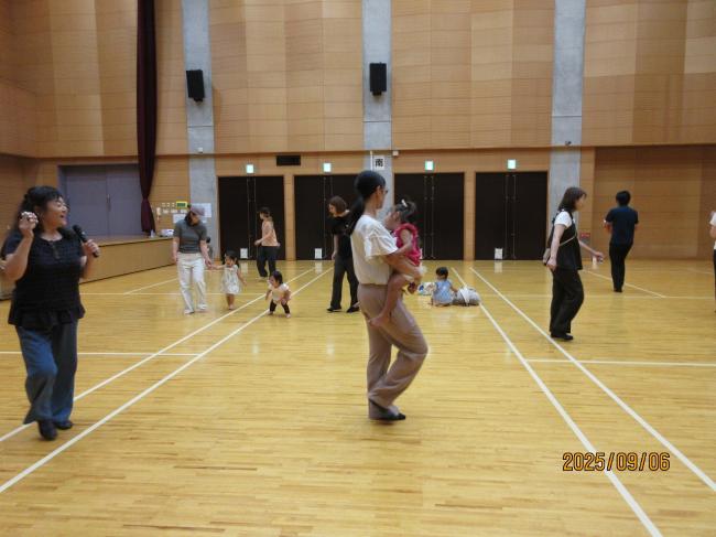 ポケット広場(リトミック)