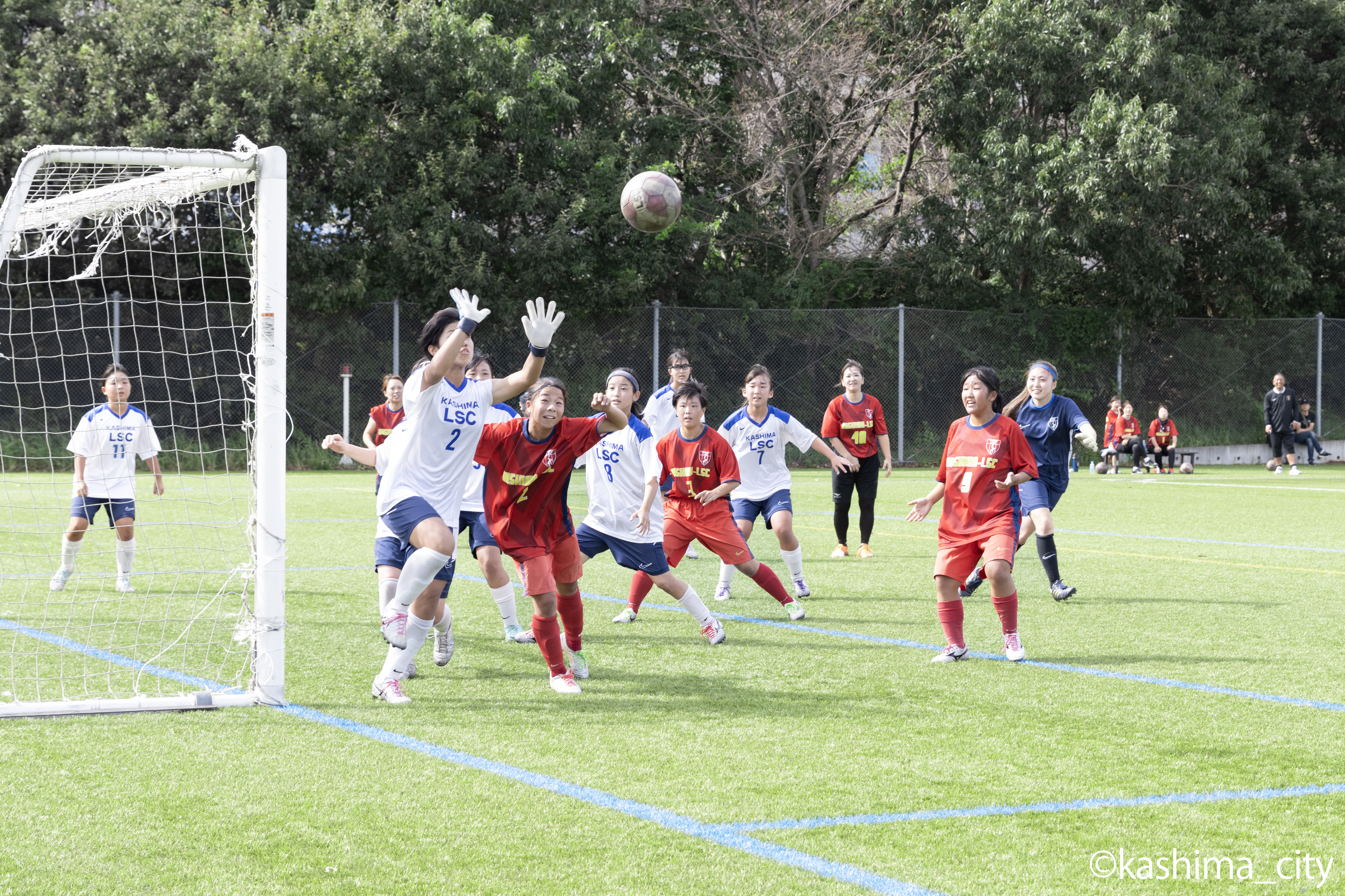 女子の部決勝戦コーナーキック