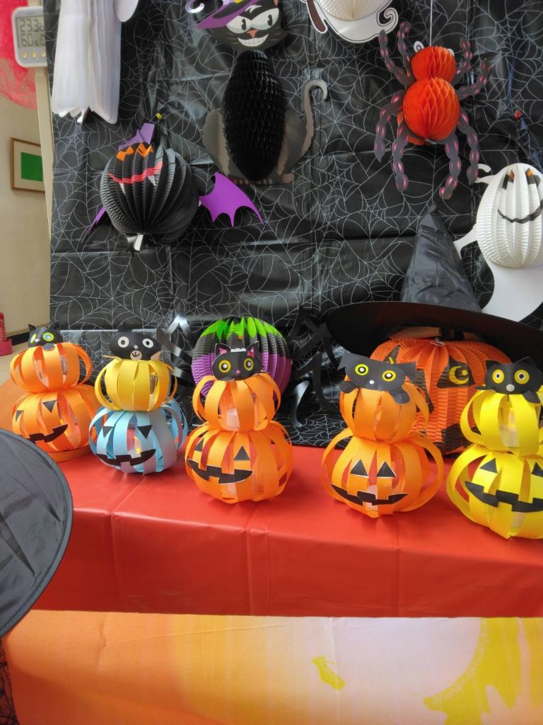 ハロウィンランタンづくり教室&さつまいも掘り