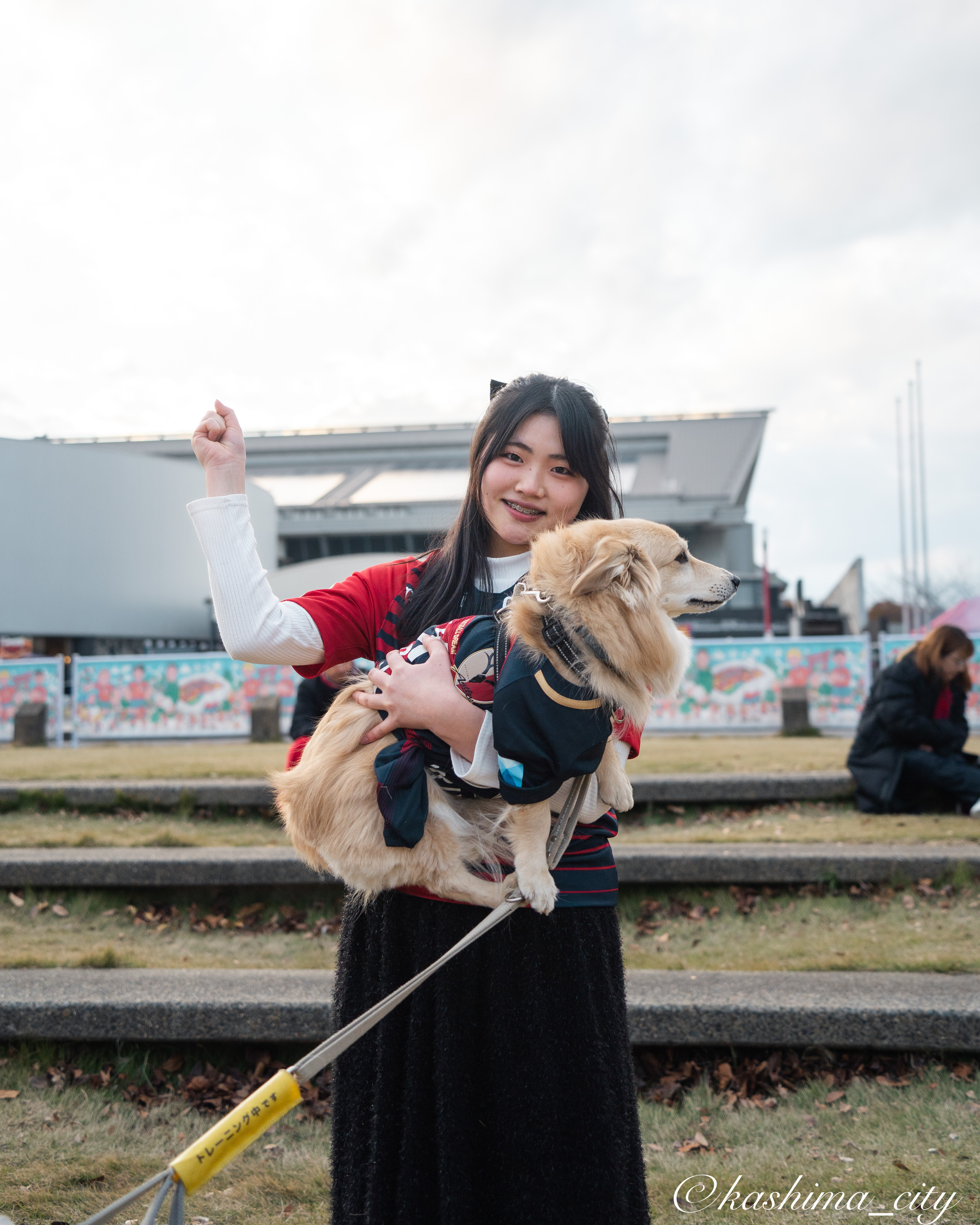 優勝を喜ぶサポーター