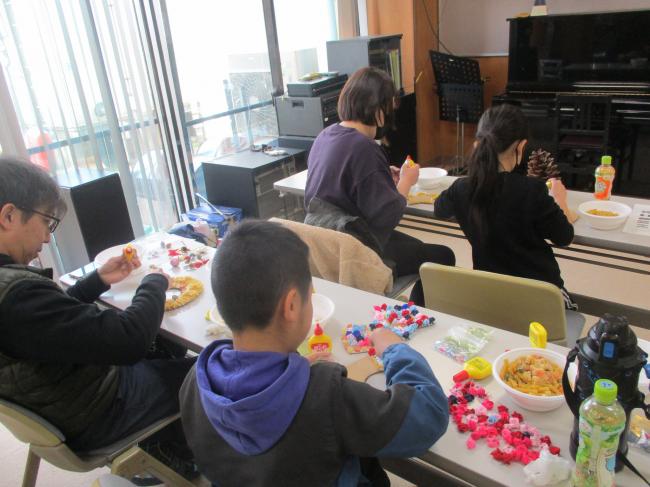 マカロニリース作り