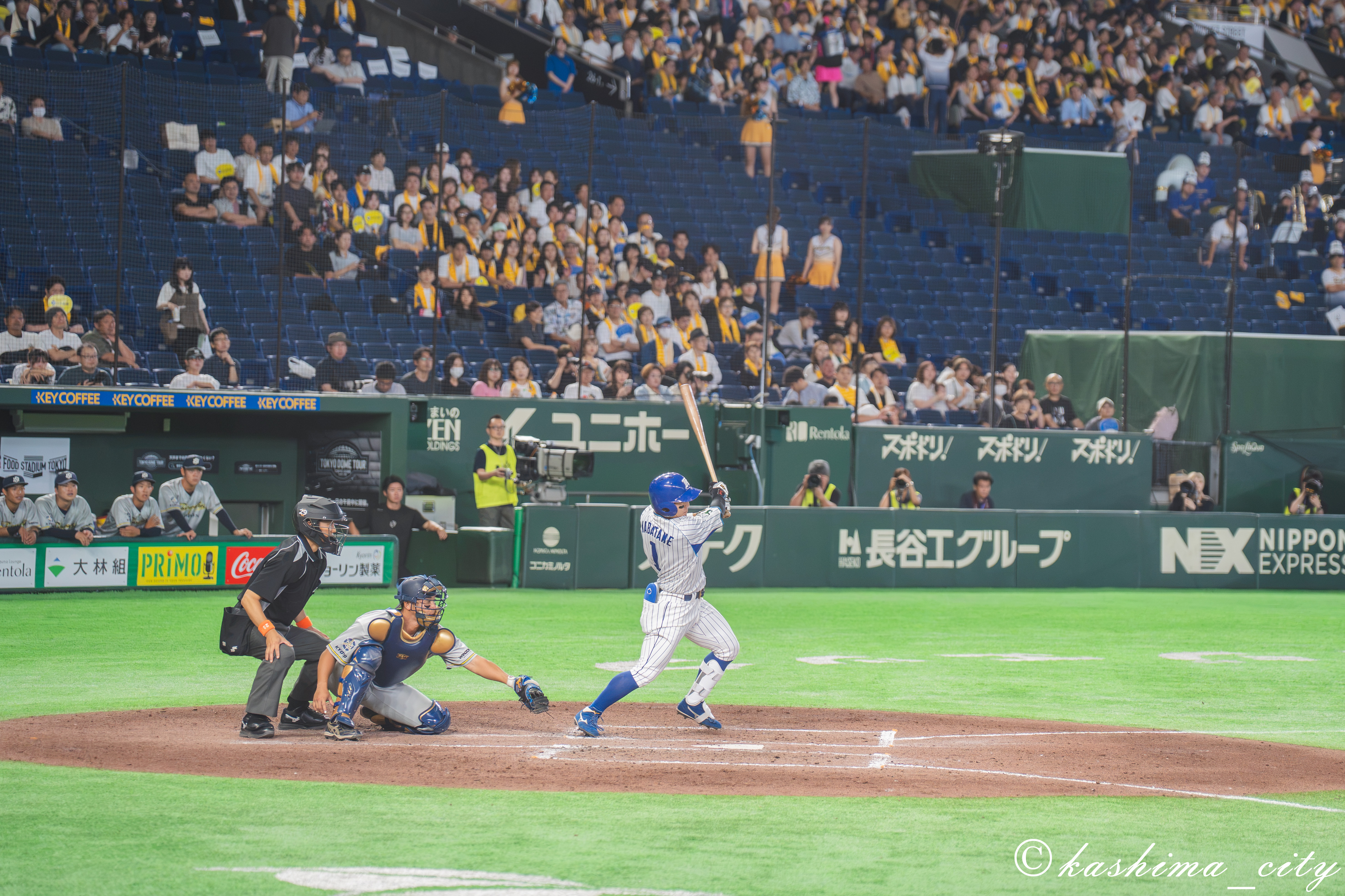 4回ヒットを放つ生田目選手