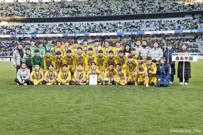 銀メダル授与後の集合写真